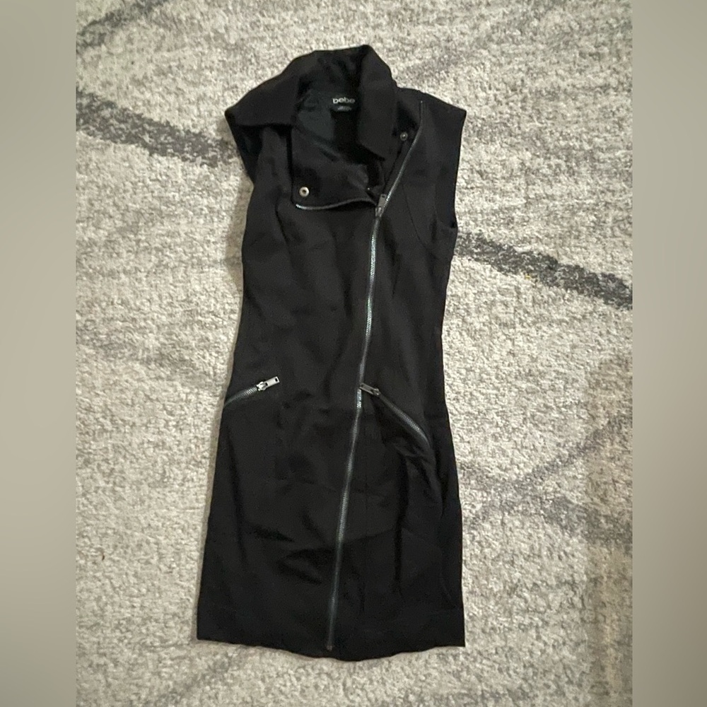 Bebe dress